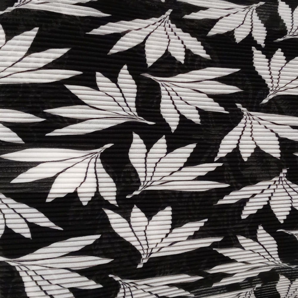 🆕️ 🖤Ann Taylor🖤 - Floral Pleated V-Neck L/S Top - Picture 4 of 12